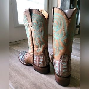 Roper Women's Boots, size 9, exotic square toe